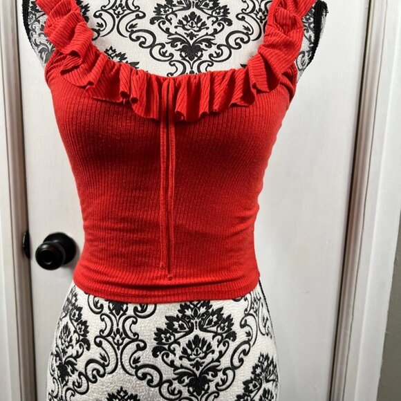 Red Ribbed Ruffle Strap Crop Tank Top | Stretch Knit Fitted Sleeveless Blouse - Picture 4 of 7